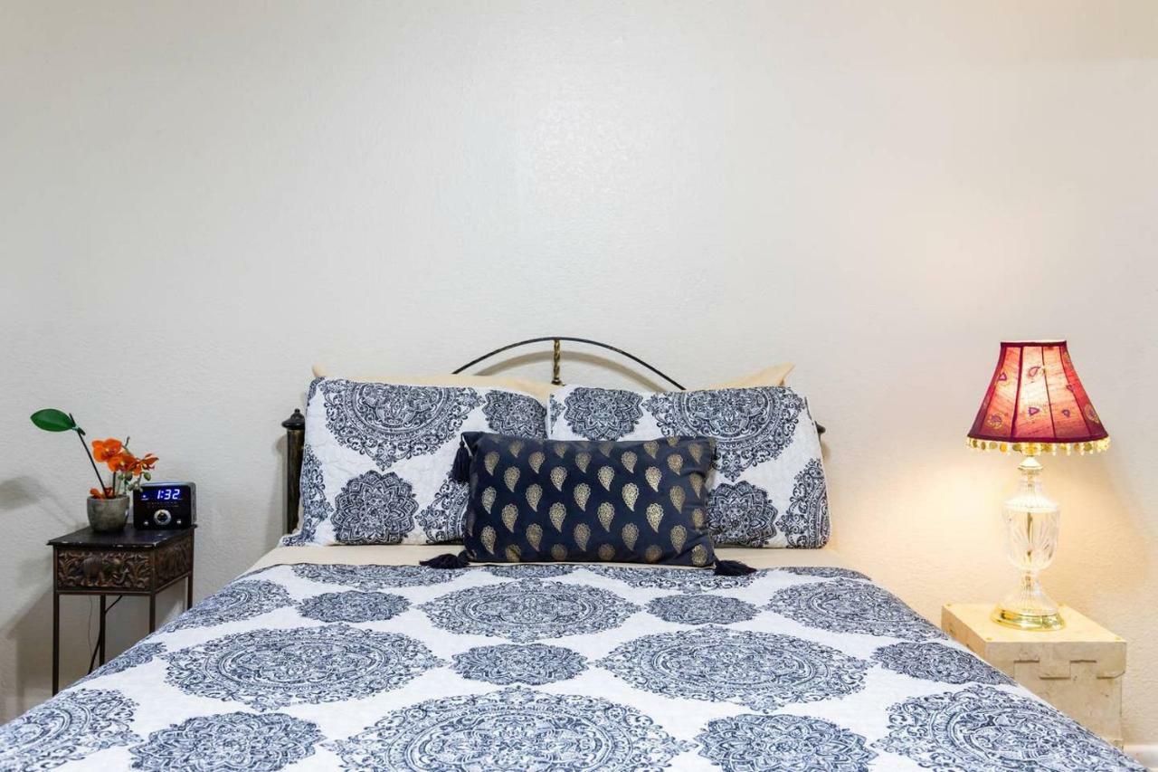 Oasis Near Dfw Airport With Mediterranean Setting Irving Extérieur photo