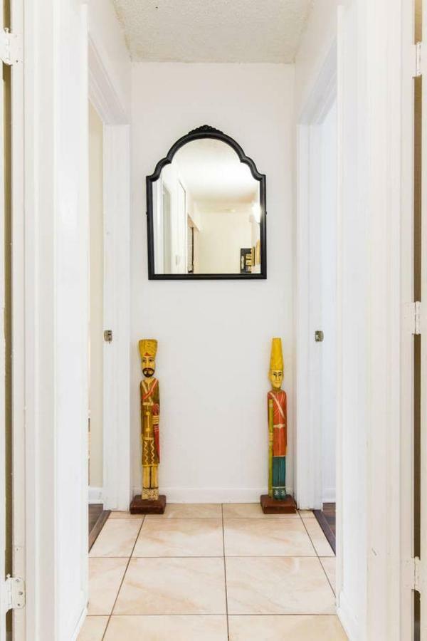 Oasis Near Dfw Airport With Mediterranean Setting Irving Extérieur photo