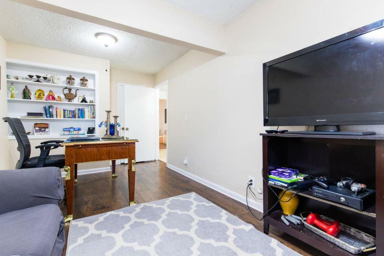 Oasis Near Dfw Airport With Mediterranean Setting Irving Extérieur photo