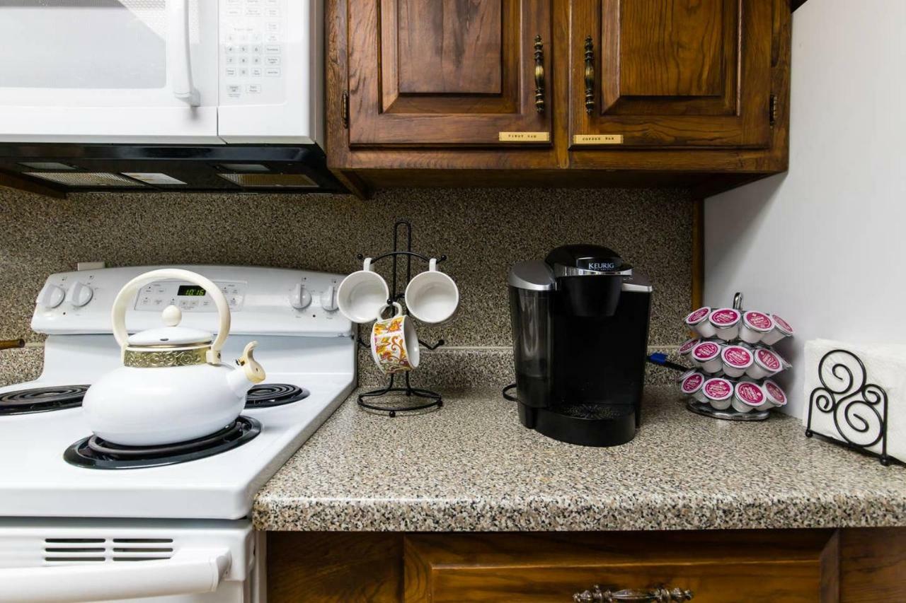 Oasis Near Dfw Airport With Mediterranean Setting Irving Extérieur photo