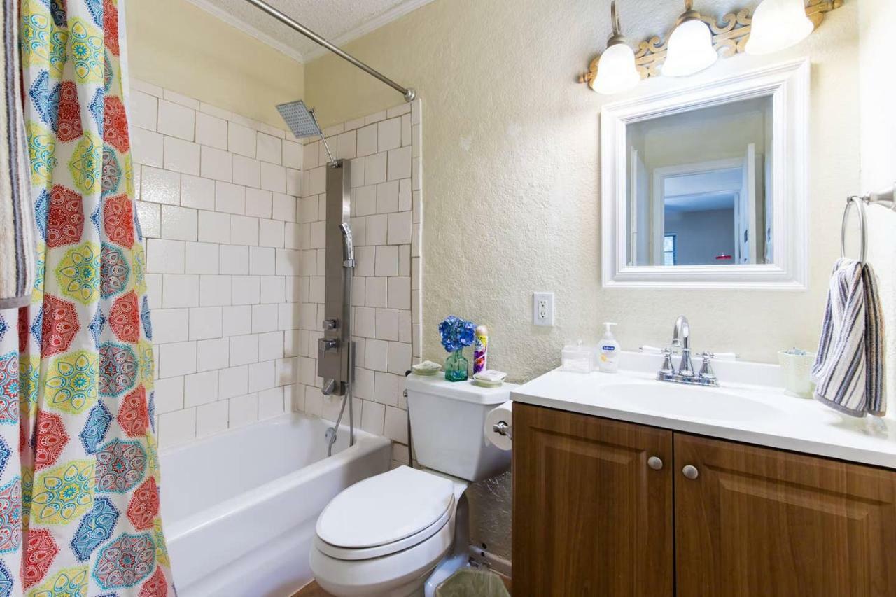 Oasis Near Dfw Airport With Mediterranean Setting Irving Extérieur photo